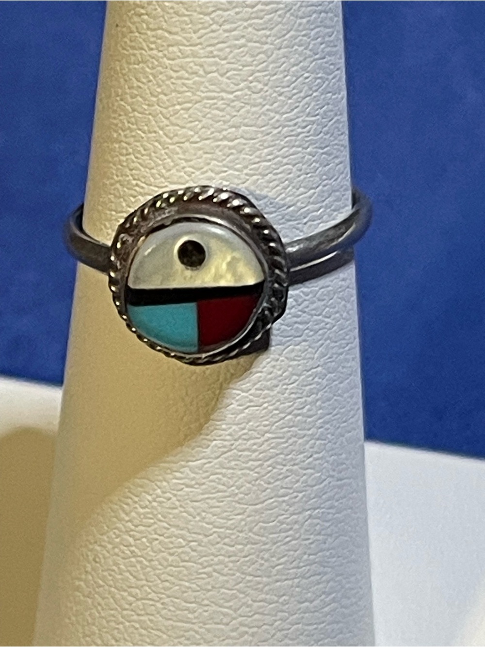Traditional Zuni-Style “SunFace Motif “Ring Sz 5.5 -925 -Multi-Stone Inlay